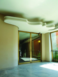 Organický detail bytové budovy San Maurizio