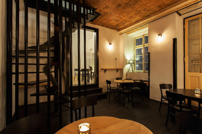 B² Architecture, Champagneria – foto