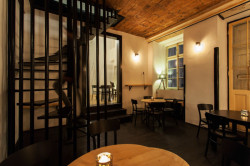 B² Architecture, Champagneria – foto