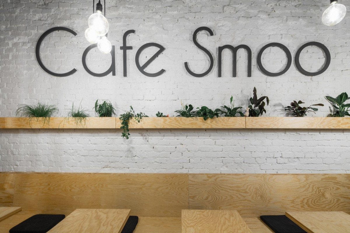 Interiér Cafe Smoo v Příbrami, Michael Karnet
