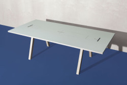 Stůl z kolekce TAK, Schwestern / Profil nábytek