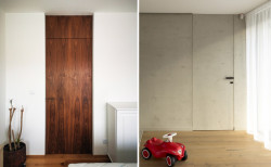 Akustická varianta dveří Fortius Akustik vypadá úplně stejně jako běžná verze, lze ji tedy instalovat do kterýchkoliv místností v interiéru.