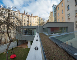 OOOOX, Radka Valová, Lenka Míková, Byt na Výšinách - foto