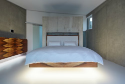 Villa Sophia, COLL COLL