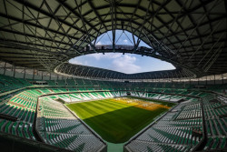Necelá třetina použitých materiálů pro výstavbu stadionu byla recyklována, 85 procent celkově použitých materiálů pak pochází z regionálních zdrojů.