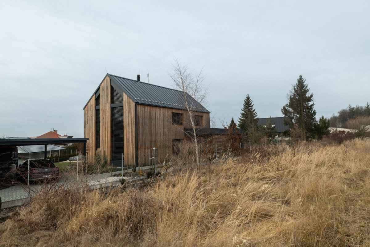 Rodinný dům od ATELIER KOSNAR v Řenči