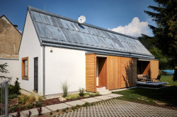 Dřevěný dům Lučatín, Jaro Krobot architekt