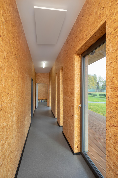 Zázemí fotbalistů TJ Vlčovice od Kamil Mrva Architects