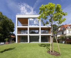 Rezidence Romaina Rollanda, Olgoj Chorchoj,