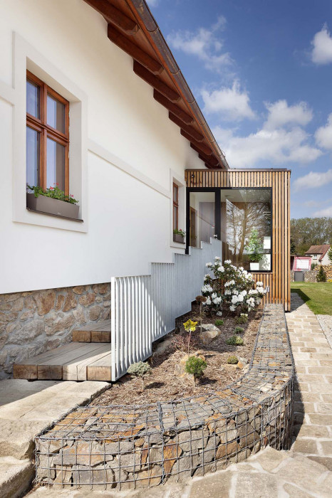 Rekonstrukce chalupy u Blaníku, OK Plan Architects