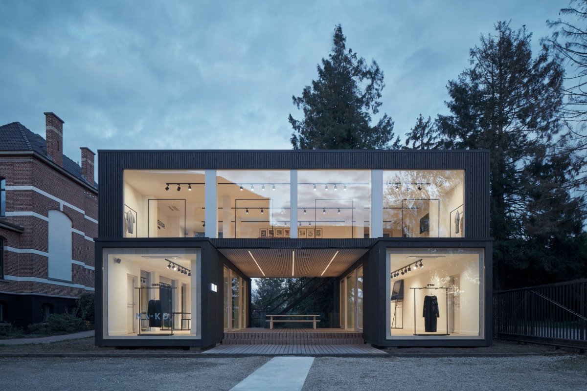 Showroom firmy GAB, Ark-shelter / Martin Mikovčák