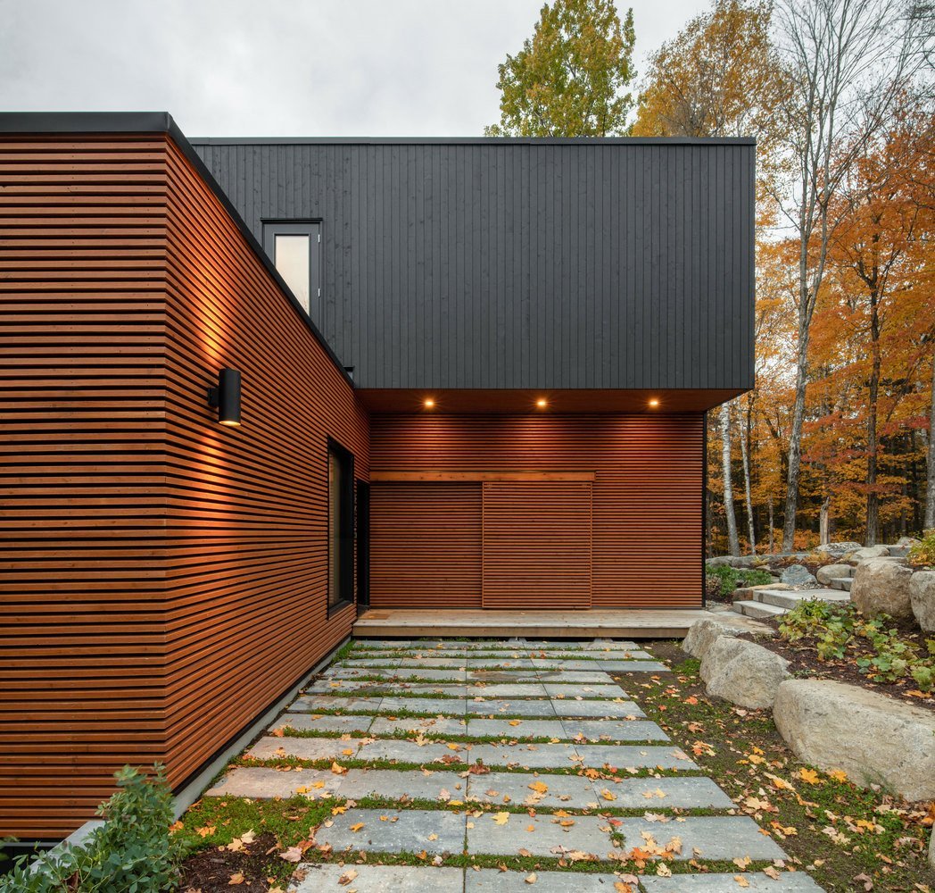 Víkendový dům z prefabrikovaných modulů, Figurr Architects Colective