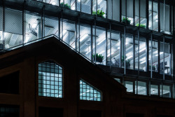 FIVE, QARTA architektura.