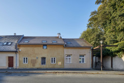 Rekonstrukce dvojdomu v Sušici od ateliéru Neuhäusl Hunal