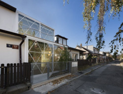 Řadový dům Jinonice, Roháč Stratil