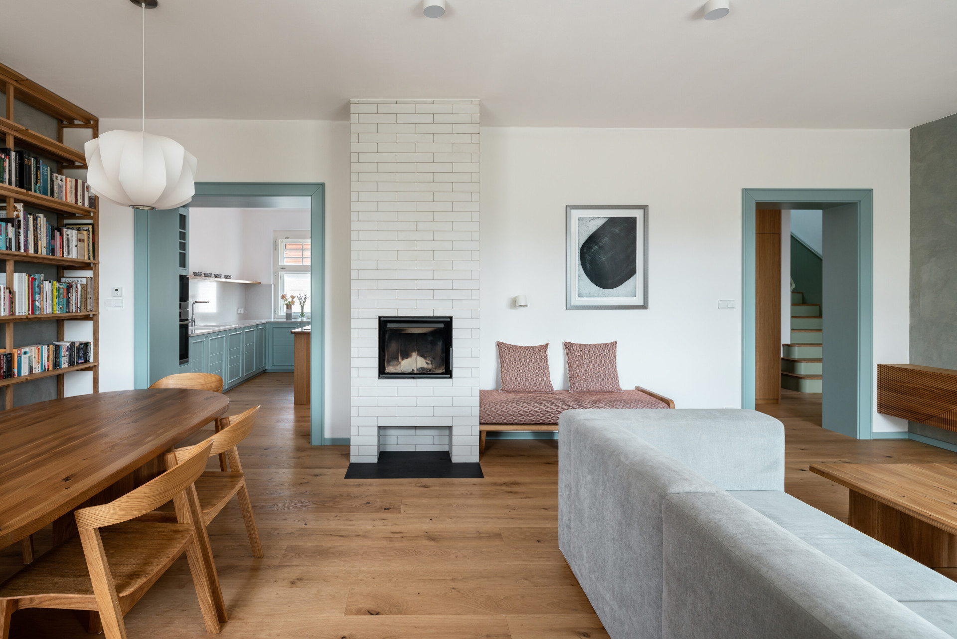 Rekonstrukce prvorepublikové vily v Praze od No Architects