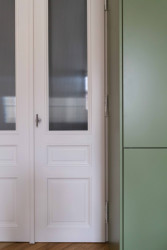 Interiér bytu A.4 od Barbory Kudelové z ateliéru HRA