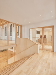 Greyfriars Charteris Center v Edinburghu od studia Konishi Gaffney Architects