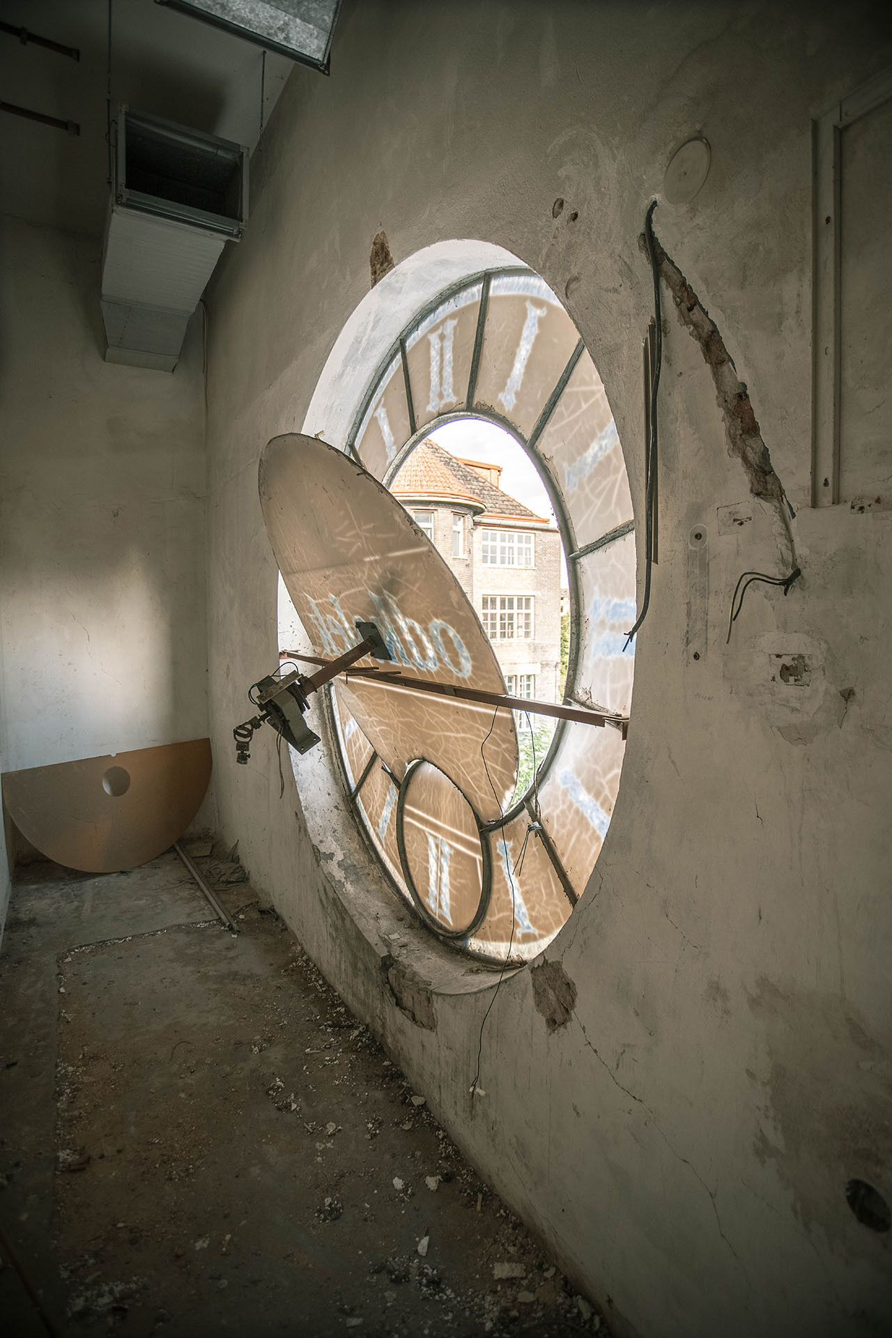 Autorem areálu je vídeňský architekt českého původu Hubert Gessner. Budova mlýna prošla v 70. letech rekonstrukcí, a kvůli novým úpravám nebyla prohlášena za památku. Zbyla z ní pouze fasáda.