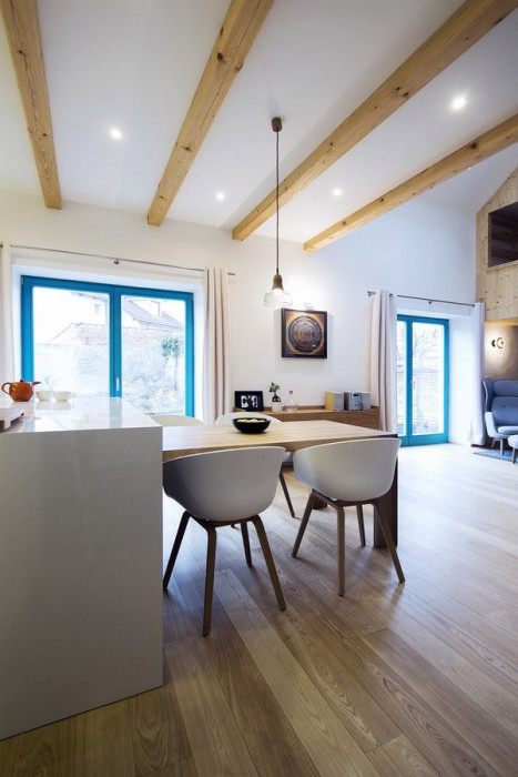 Dům s hnízdem, MAJO, Foto