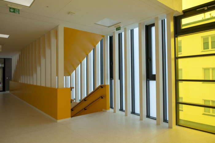 Přístavba ZŠ DR. E. Beneše, Med Pavlík architekti - foto