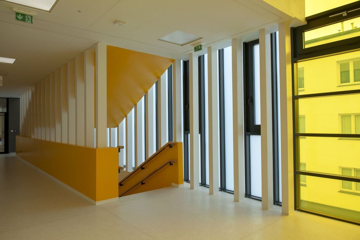 Přístavba ZŠ DR. E. Beneše, Med Pavlík architekti - foto