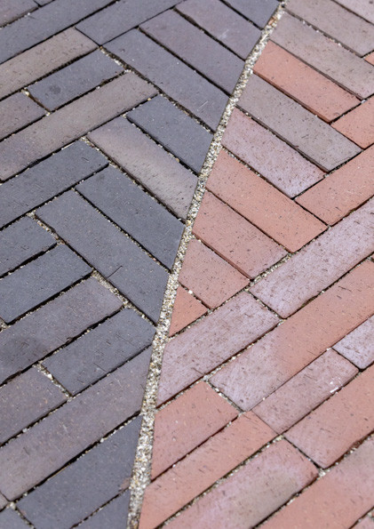 Cihlová dlažba klinker ve veřejném prostoru