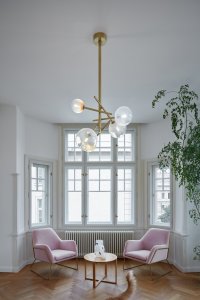 Táflování v arkýřích ve své původní kráse (Byt na Starém Městě, RDTH architekti