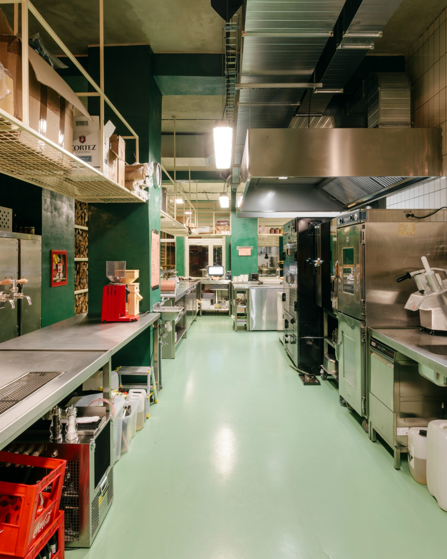 BIG SMOKERS barbeque restaurace, 0,5 Studio/Vít Svoboda, Pavel Nový