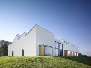 Archeologická základna Mikulčice, Pelčák a partner architekti, s.r.o.