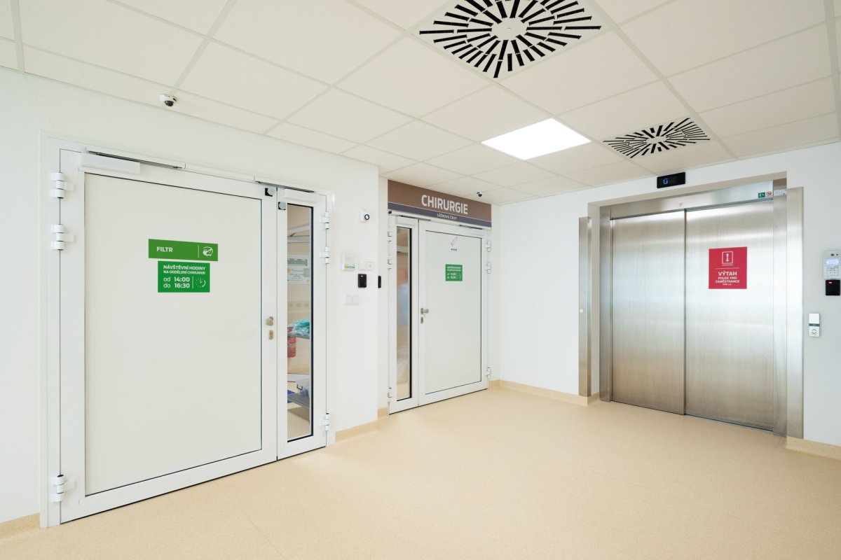Pavilon chirurgie (Karvinská hornická nemocnice postavená z modulů KOMA)