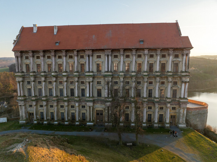 V soutěži MÁME VYBRÁNO soutěží veřejné sbírky usilující o záchranu českého kulturního dědictví. 