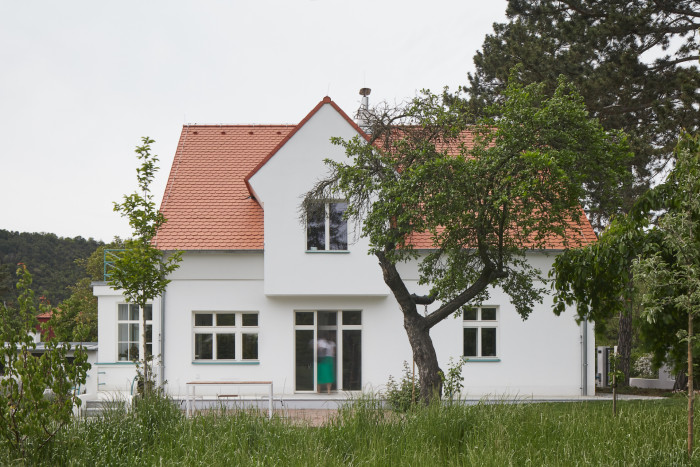 Vila s fontánou, Mjölk architekti