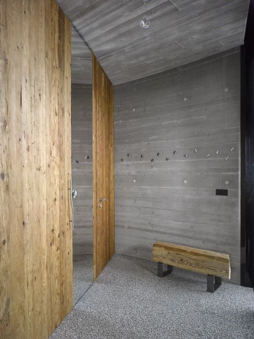 Daniela Polubědovová, Rodinný dům Srdce