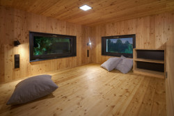 Dřevěný výměnek na Praze 4 od studia PRAJAGA