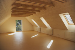 Na konci obecní dům s všestranným využitím