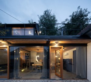 Víkendový dům v Bukovanech od studia SENAA architekti