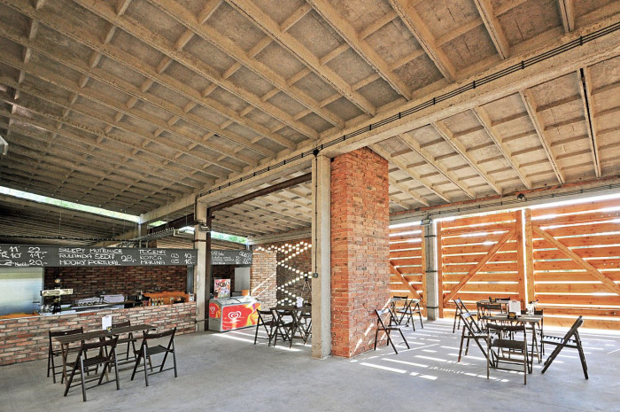 PROKŠ PŘIKRYL ARCHITEKTI, Zázemí biotopu v Honěticích u Kroměříže – foto