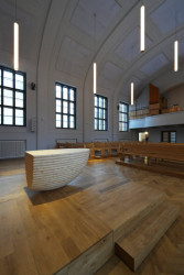 Sbor ČCE na Smíchově, MCA atelier: Jeden z mála evangelických kostelů, kde se architekti vybírali soutěží.