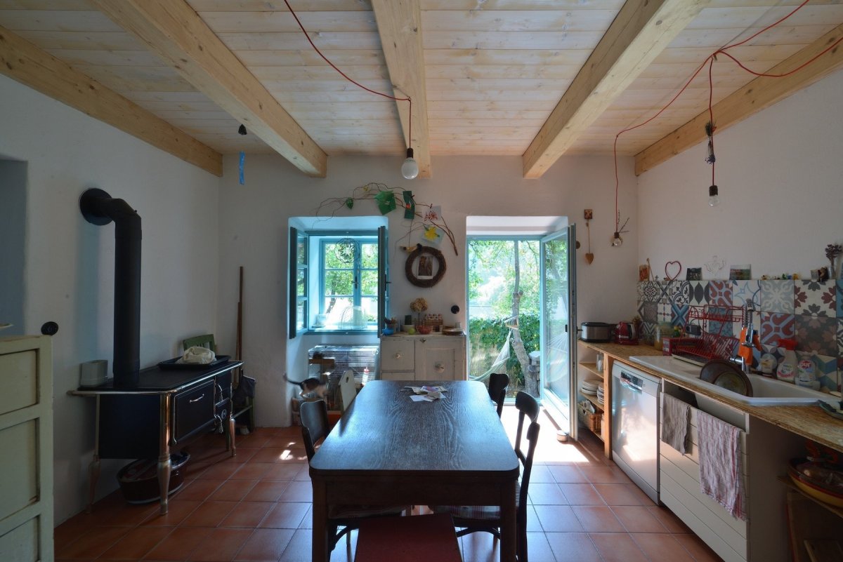 Rekonstrukce rodinného domu v Černošicích, 3+1 architekti