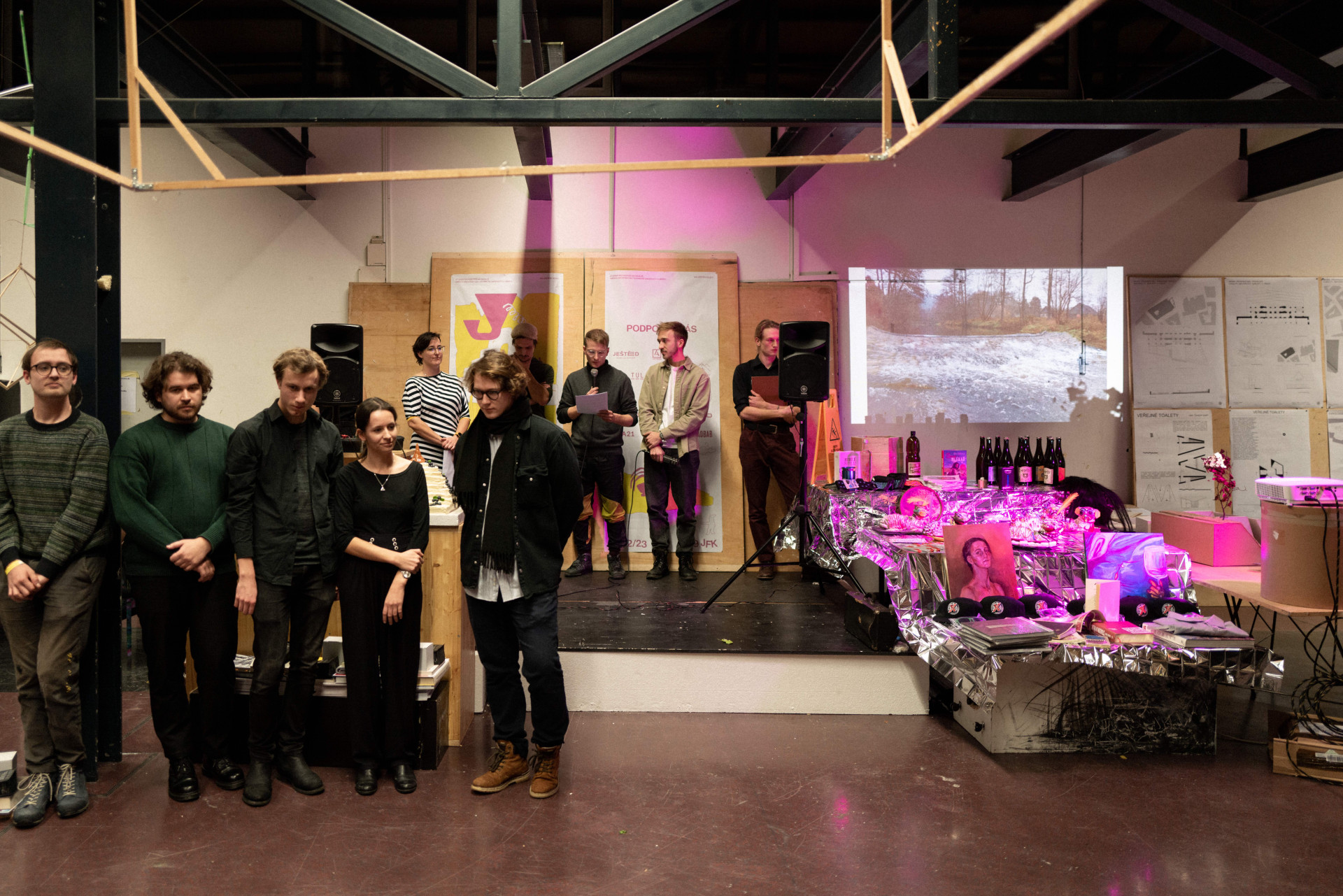 Na Fakultě umění a architektury Technické univerzity v Liberci proběhl další ročník studentské soutěže Ještěd f kleci