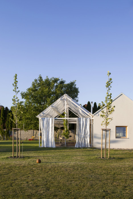 Letní dům, Totalstudio/ Tomáš Tokarčík, Aleš Šedivec