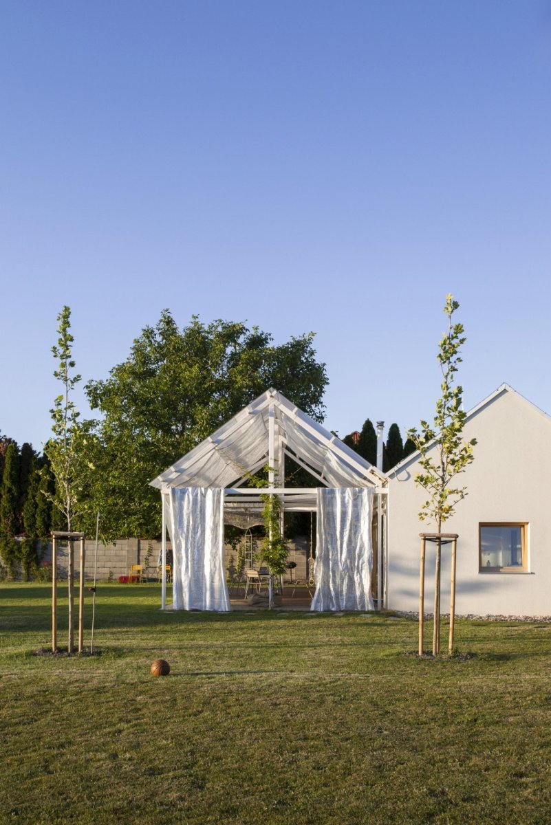 Letní dům, Totalstudio/ Tomáš Tokarčík, Aleš Šedivec