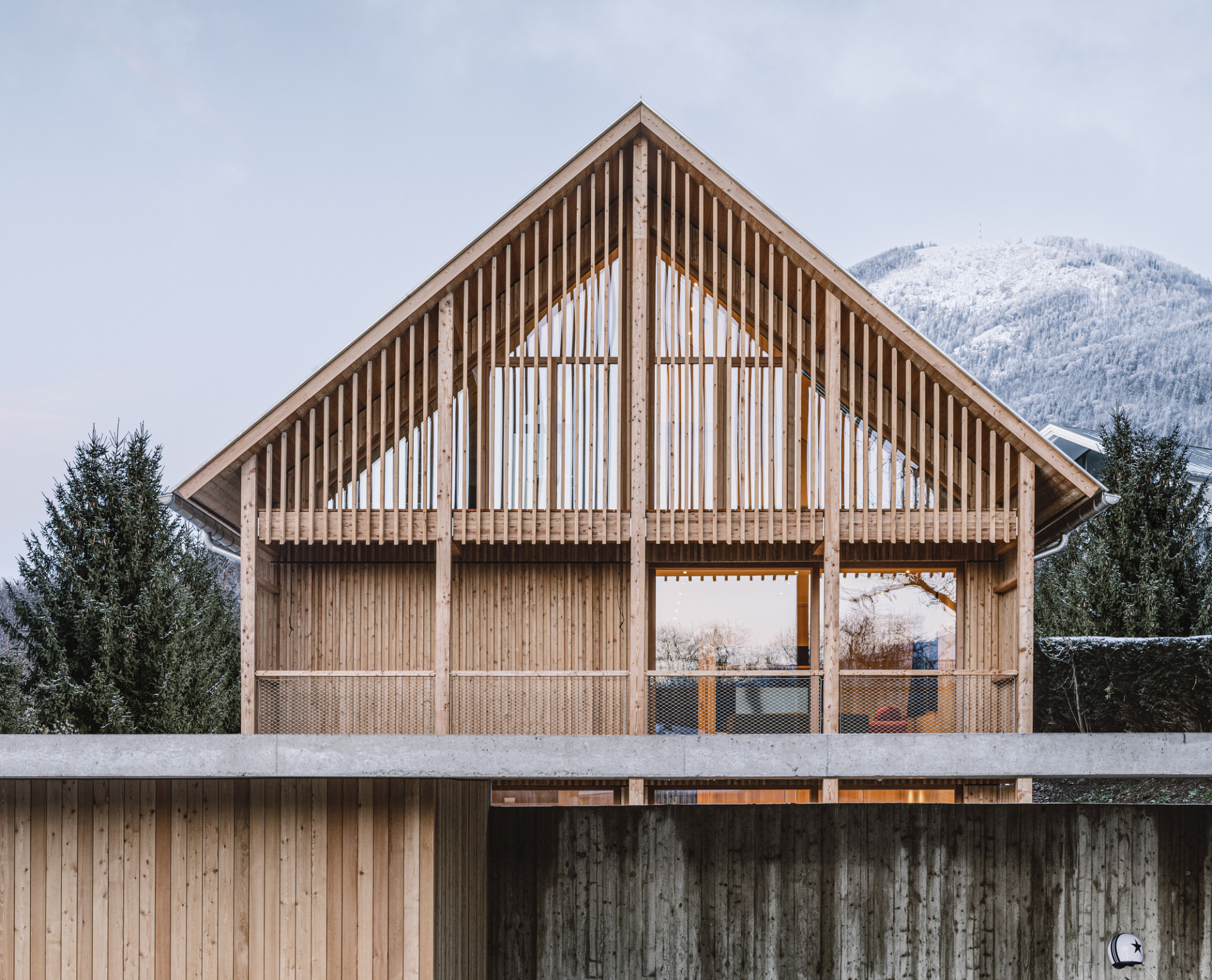 Rodinný dům L od studia Dunkelschwarz