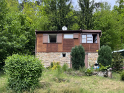 Nespeky - Chata. Autor a rok stavby neznámý (Odhad 60 - 80. léta). Ulice Ledecká