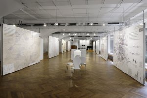 Expozice výstavy Ideální Velká/ Malá Praha, 1919/ 2019 v Galerii Lucerna.