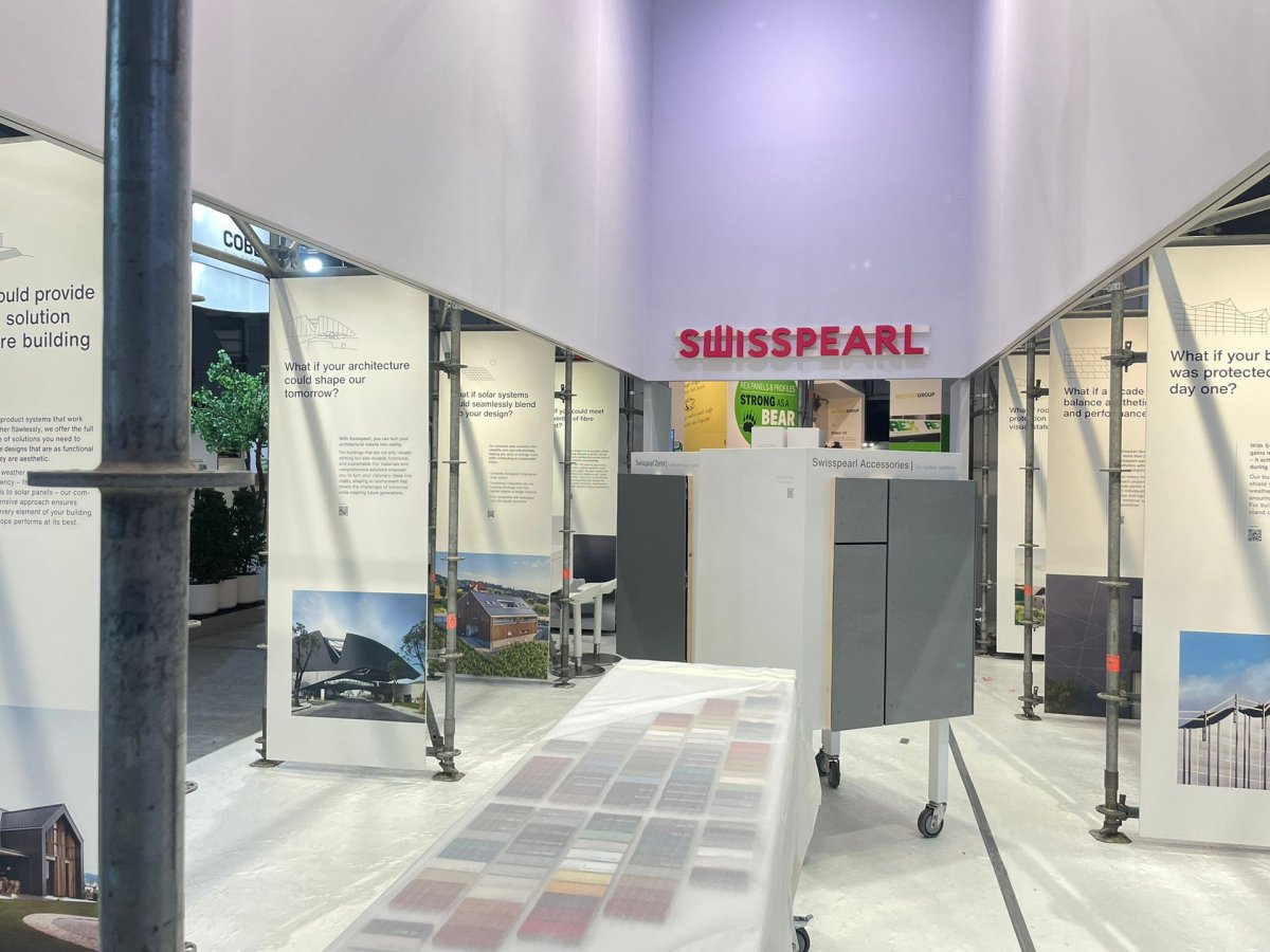 Opakované využití stánku na stavebním veletrhu Futurebuild Belgium 2025.