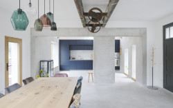 Architekt Marc Flick zrekonstruoval zchátralý dvůr v západním Německu