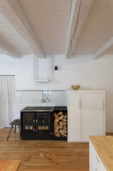 Světnice v Údolí, Debyt,