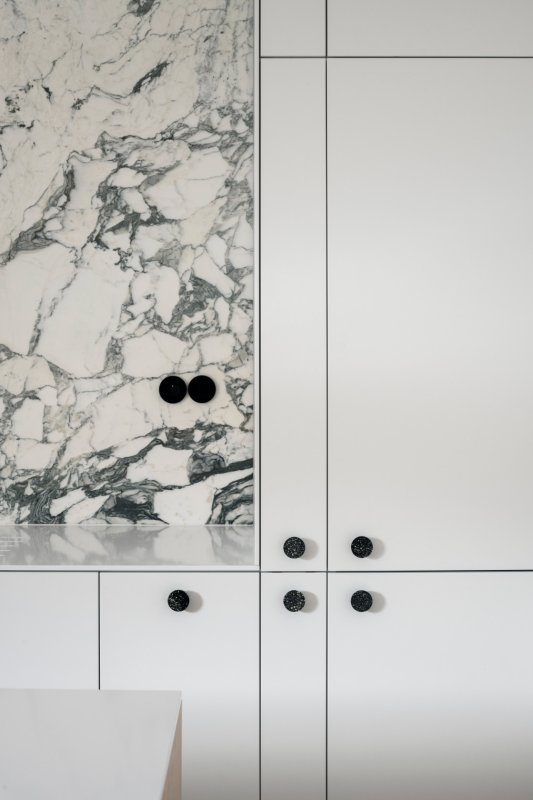 Interiér bytu HLB, Kuklica Smerek architekti / Peter Kuklica, Martin Smerek, Juraj Hubinský